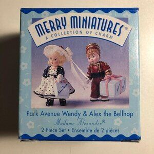 🛒$8 -Hallmark Merry Miniatures Figurine Madame Alexander Park Avenue 2619
